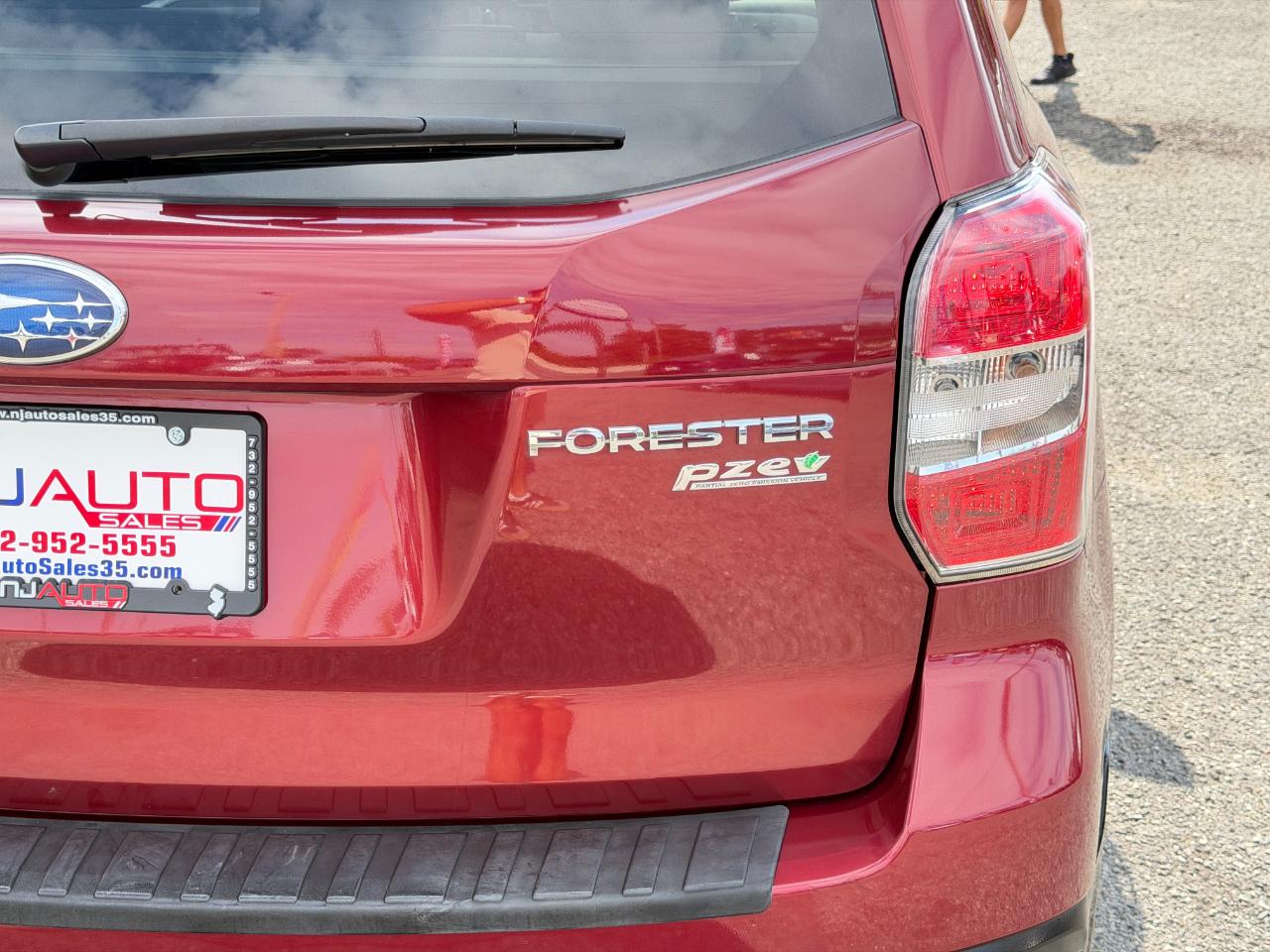 Subaru Forester 4dr CVT 2.5i Premium PZEV 2015