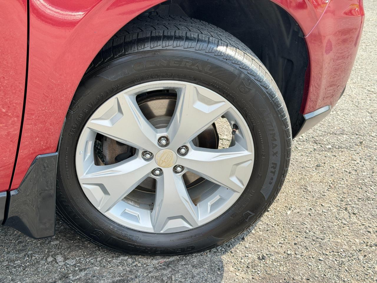 Subaru Forester 4dr CVT 2.5i Premium PZEV 2015