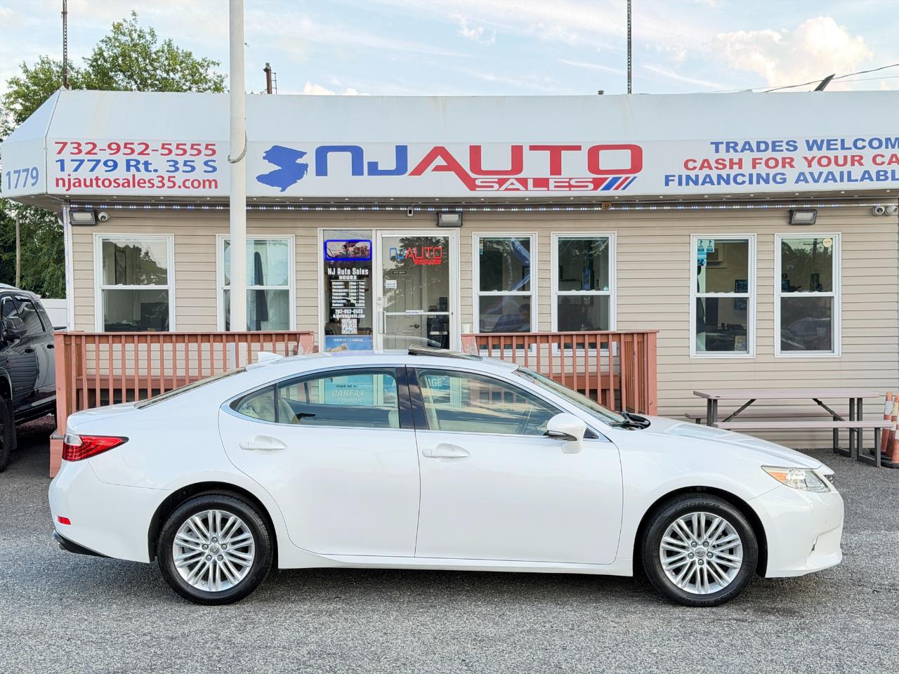 Lexus ES 350 4dr Sdn 2015