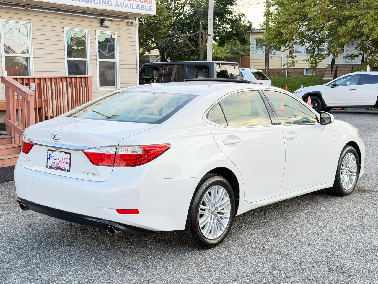 Lexus ES 350 4dr Sdn 2015