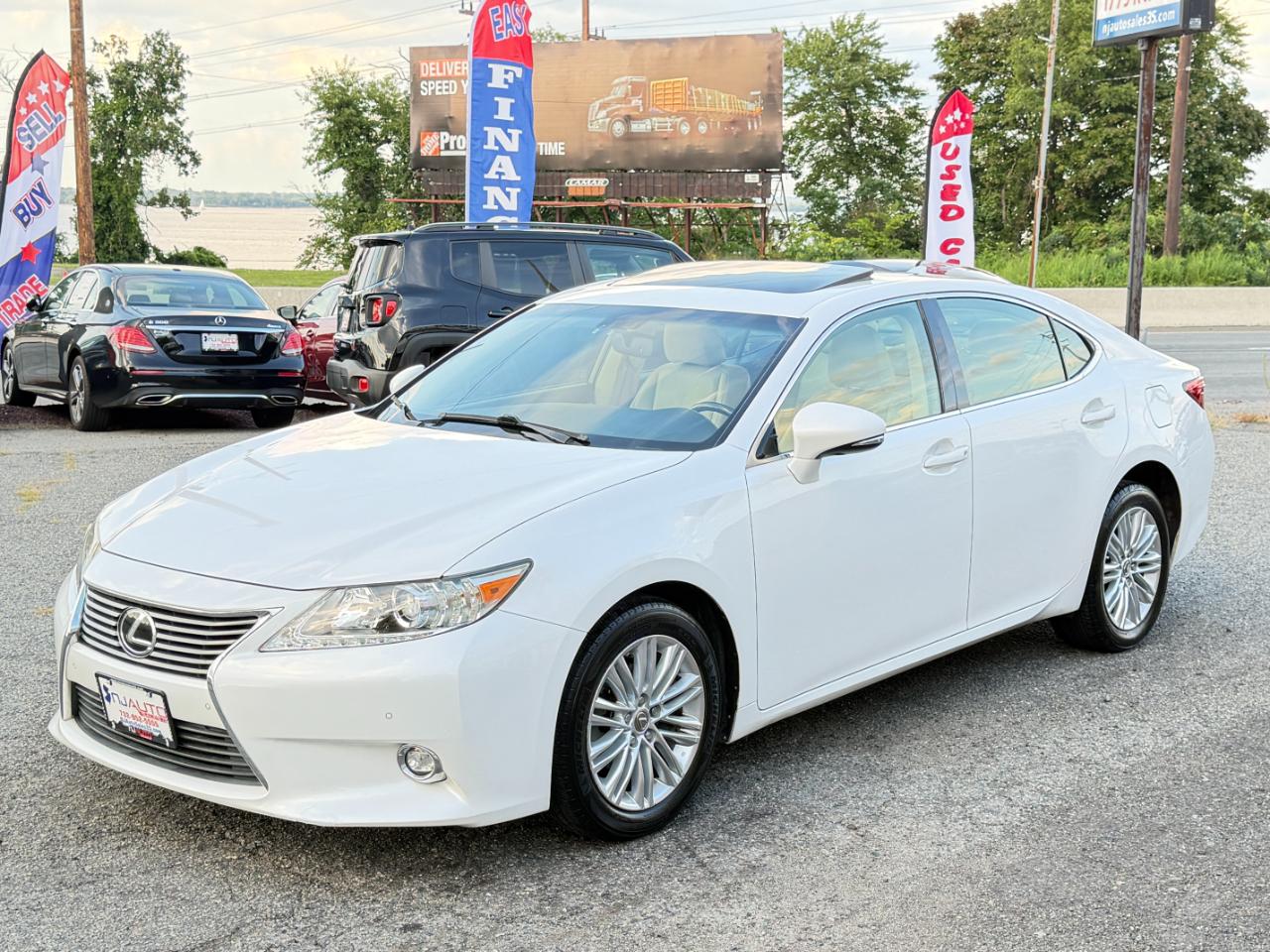Lexus ES 350 4dr Sdn 2015