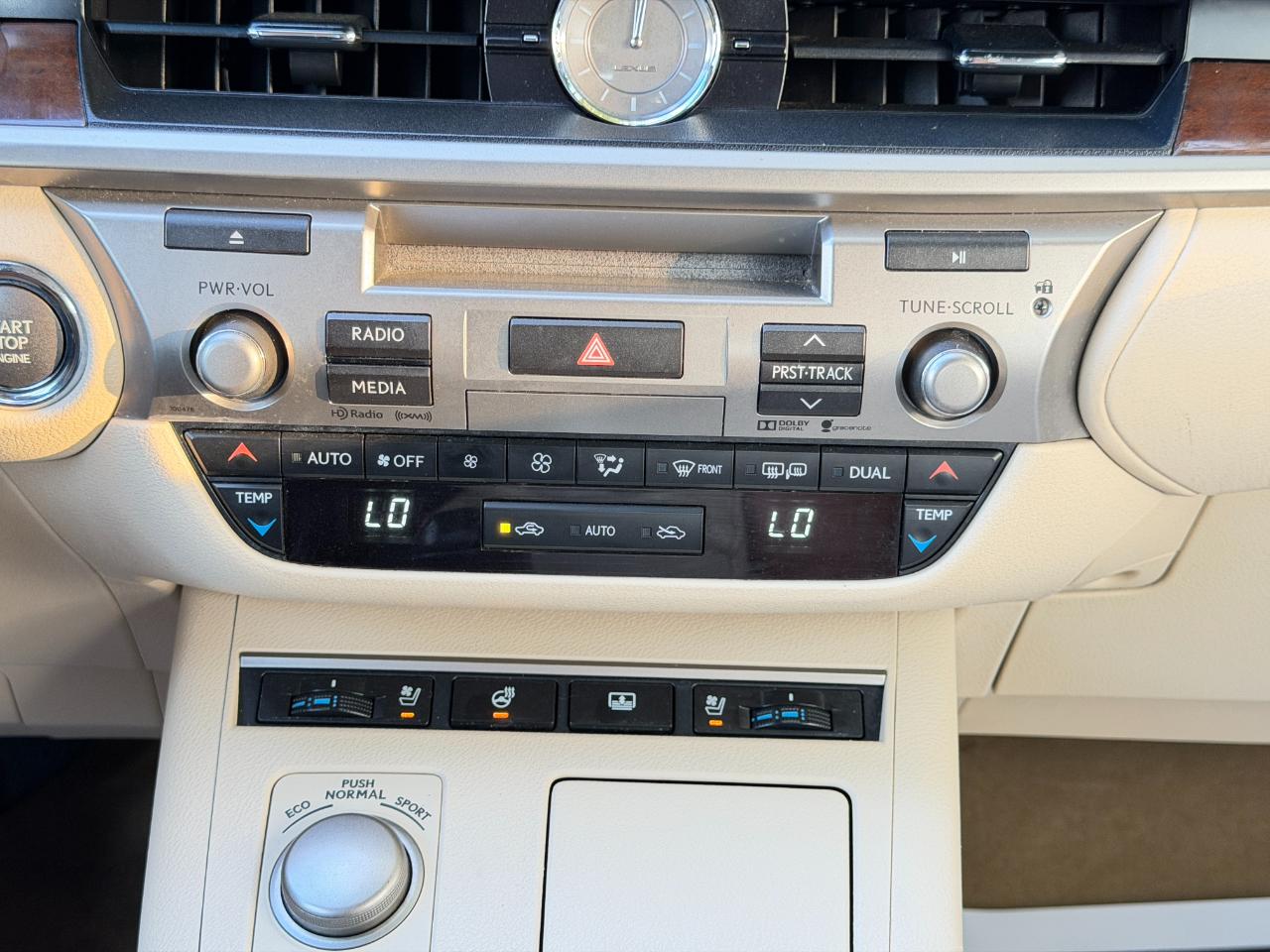 Lexus ES 350 4dr Sdn 2015