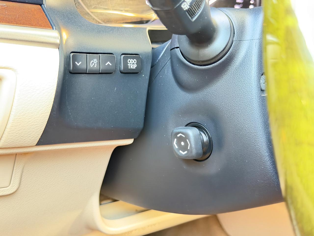 Lexus ES 350 4dr Sdn 2015
