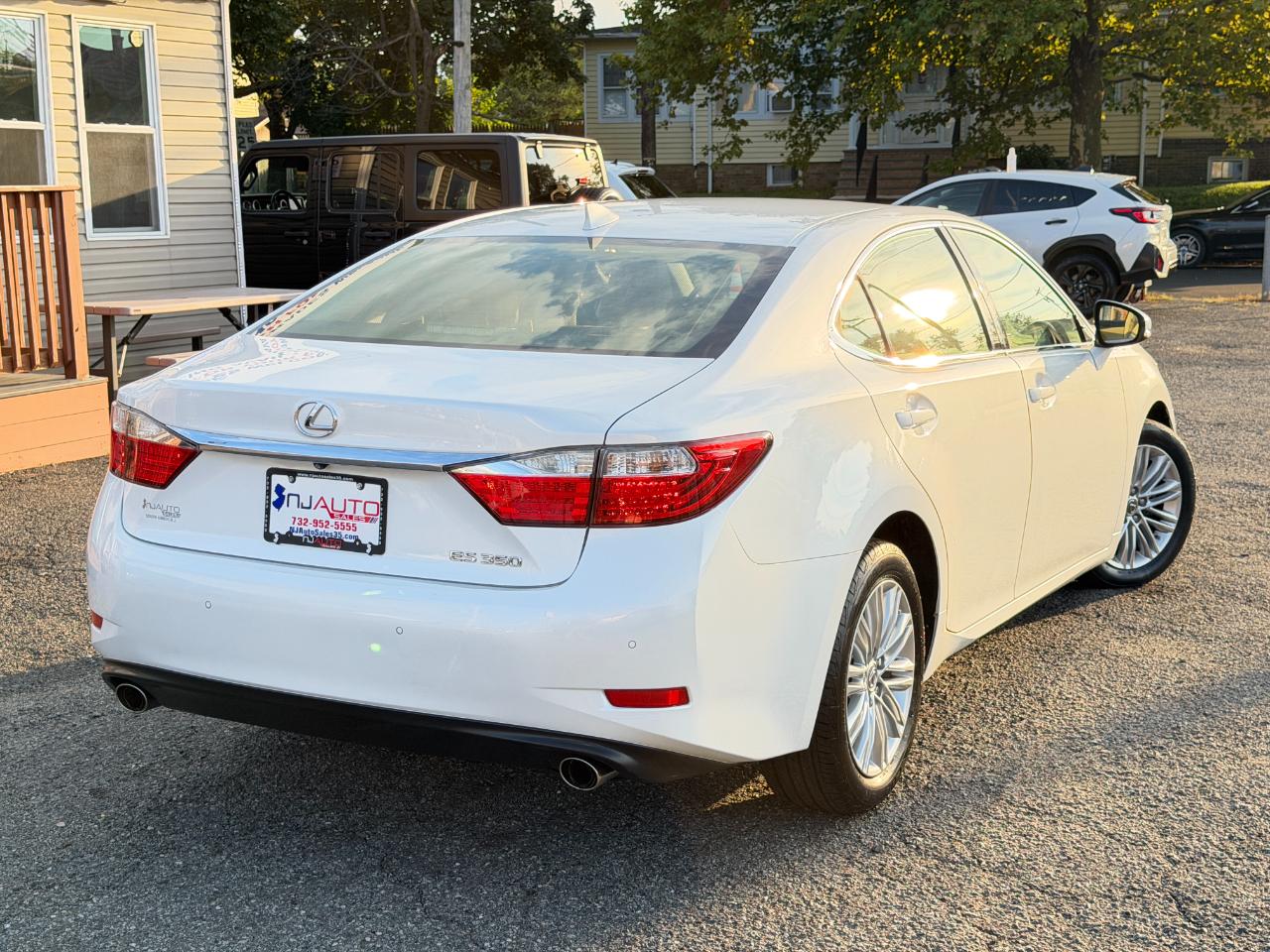 Lexus ES 350 4dr Sdn 2015