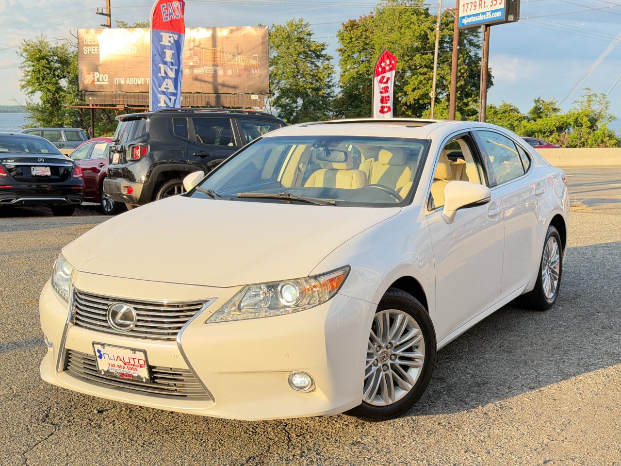 Lexus ES 350 4dr Sdn 2015