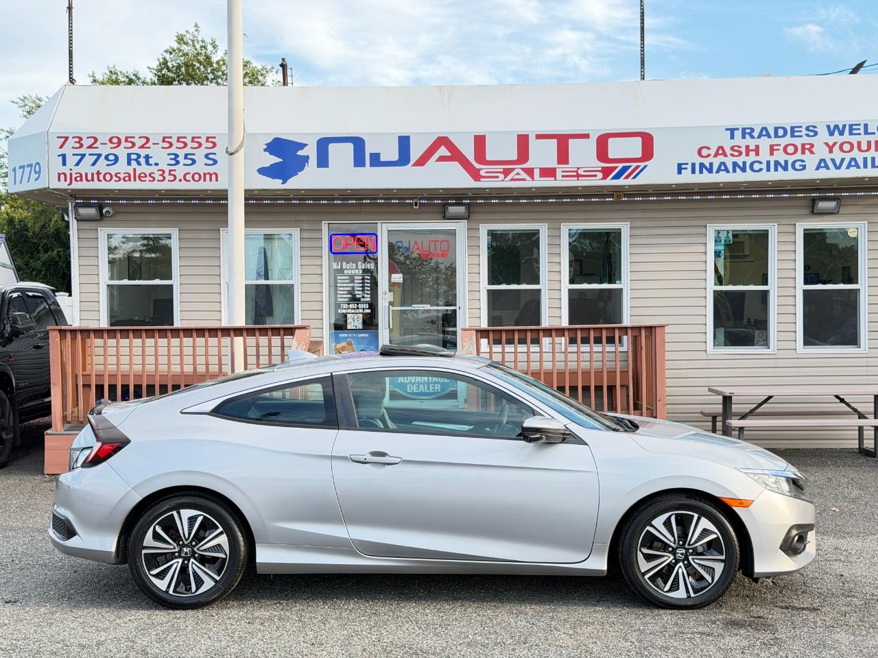 Honda Civic Coupe 2dr CVT EX-T 2016
