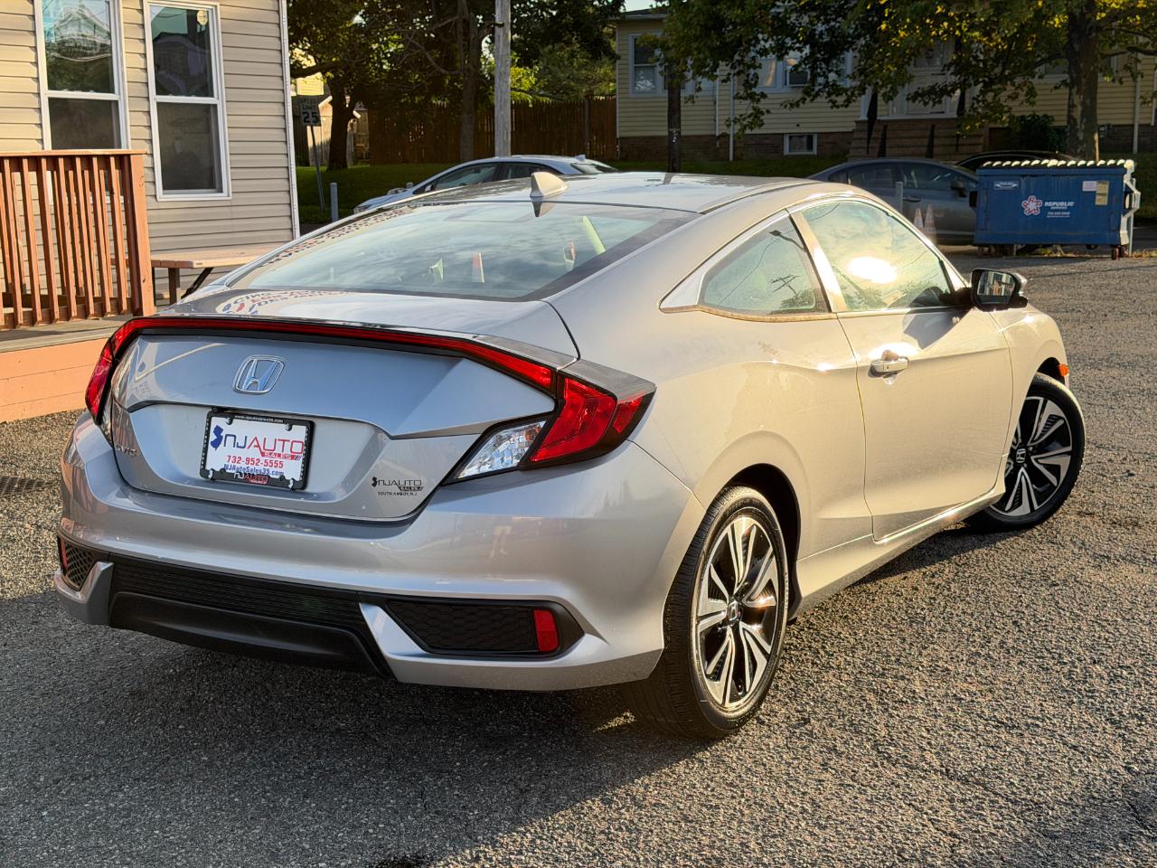 Honda Civic Coupe 2dr CVT EX-T 2016