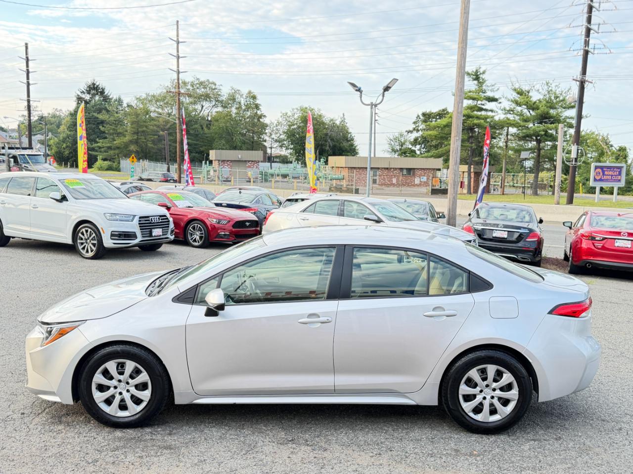 Toyota Corolla LE CVT (Natl) 2020