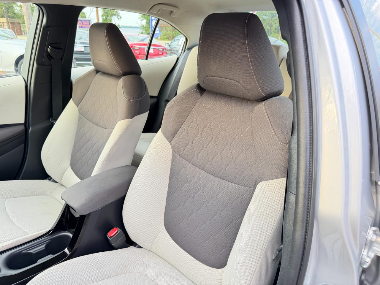 Toyota Corolla LE CVT (Natl) 2020