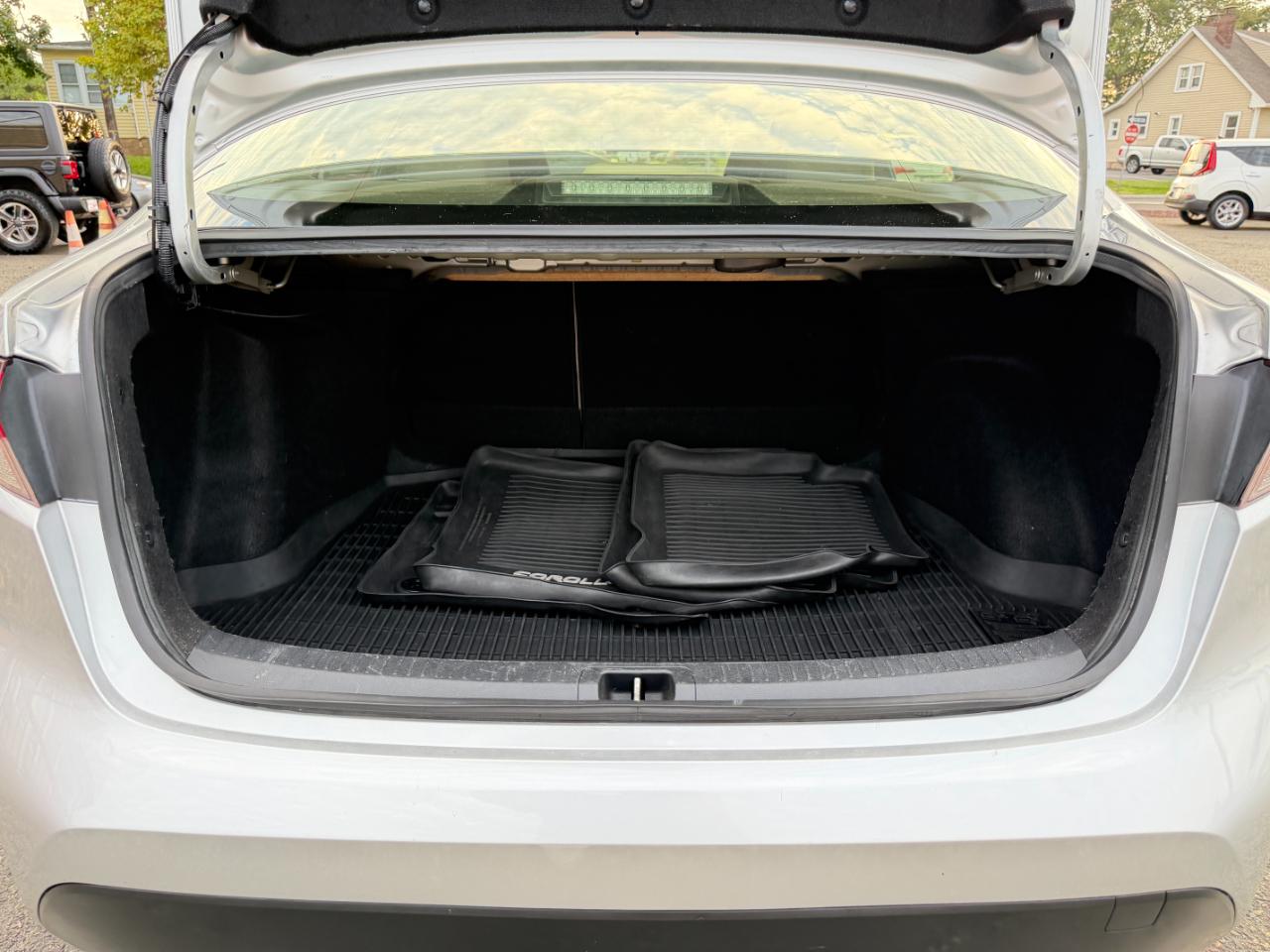 Toyota Corolla LE CVT (Natl) 2020