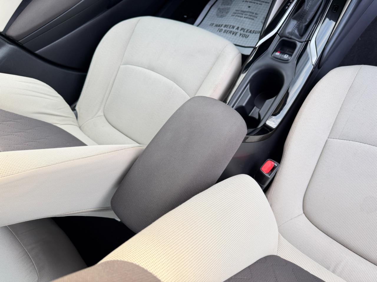 Toyota Corolla LE CVT (Natl) 2020