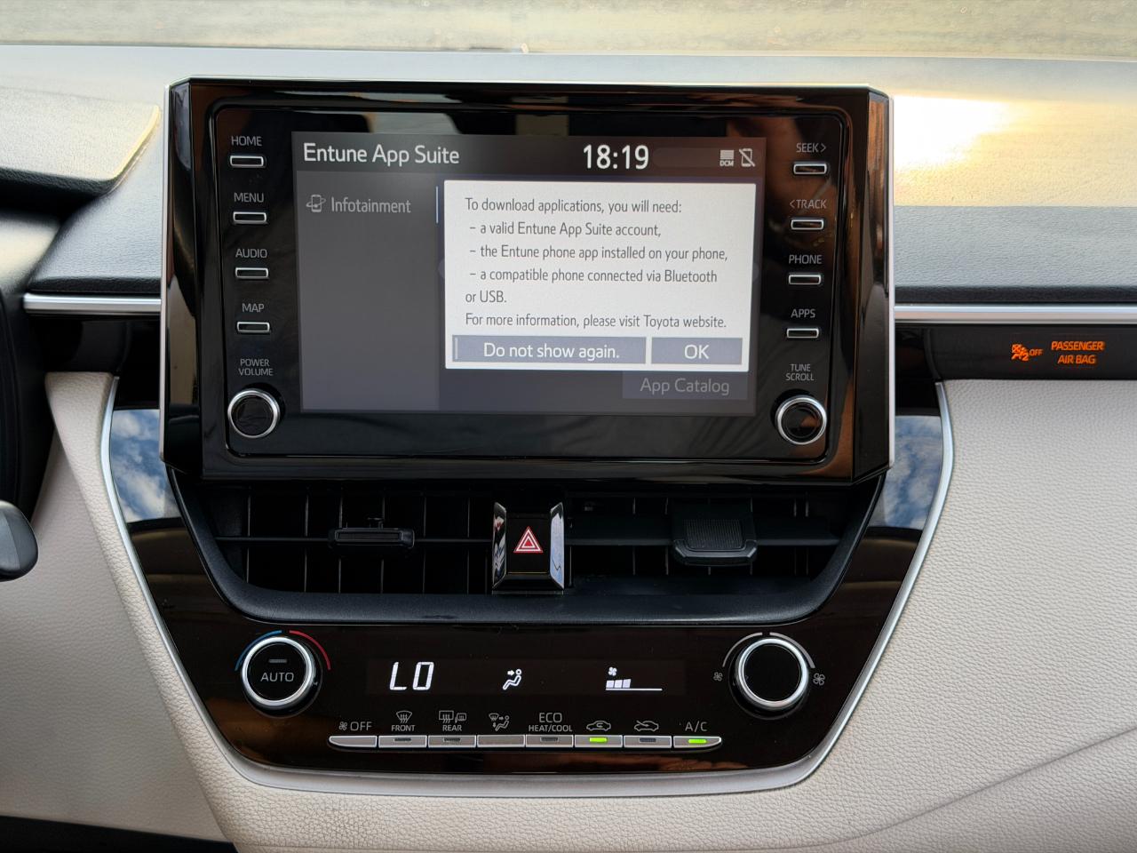 Toyota Corolla LE CVT (Natl) 2020