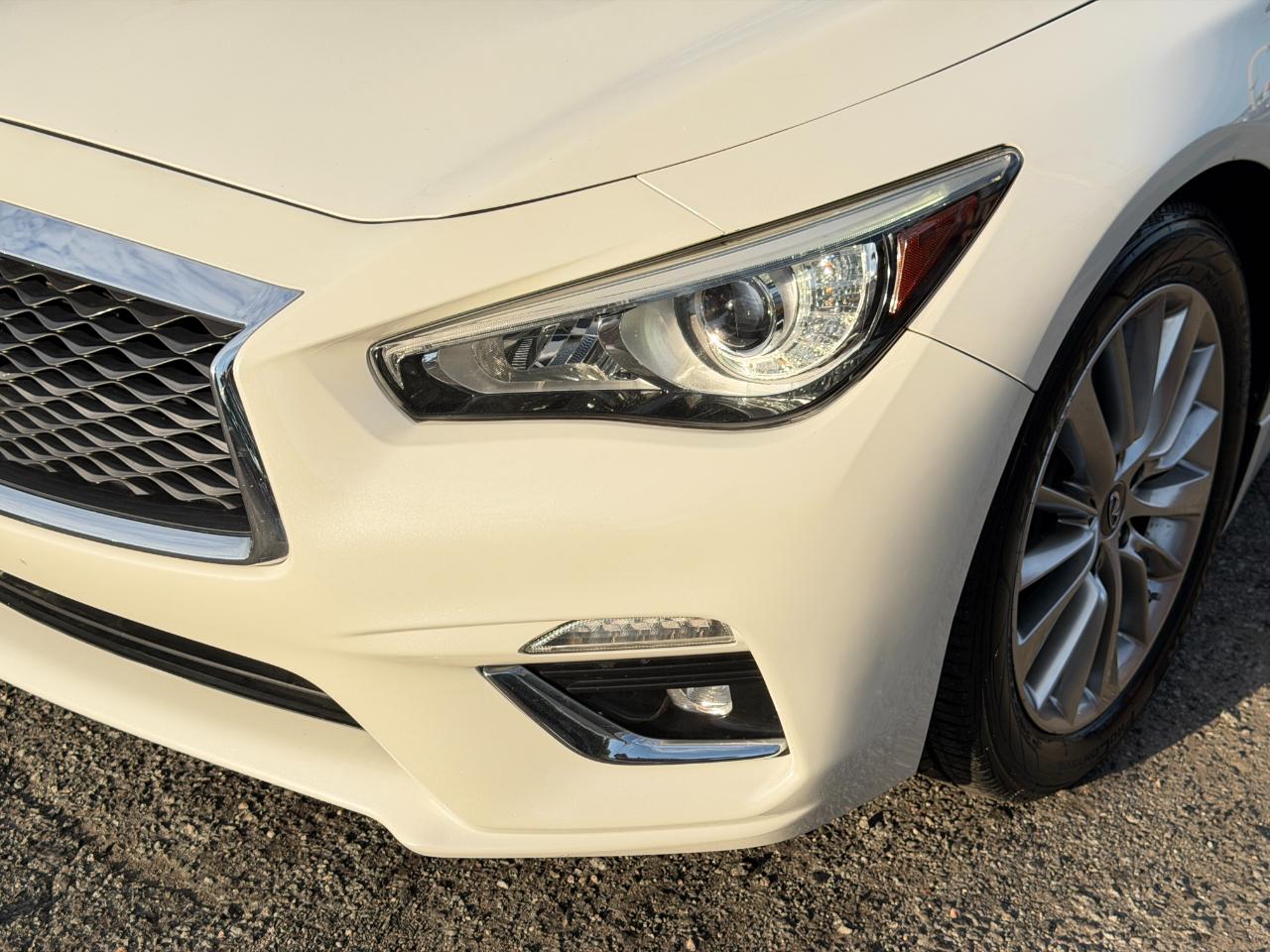 Infiniti Q50 3.0t LUXE AWD 2018