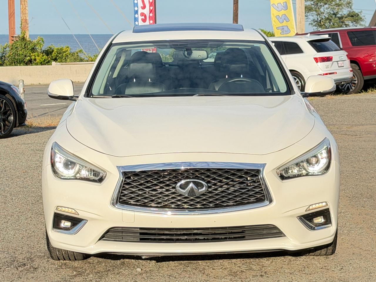 Infiniti Q50 3.0t LUXE AWD 2018
