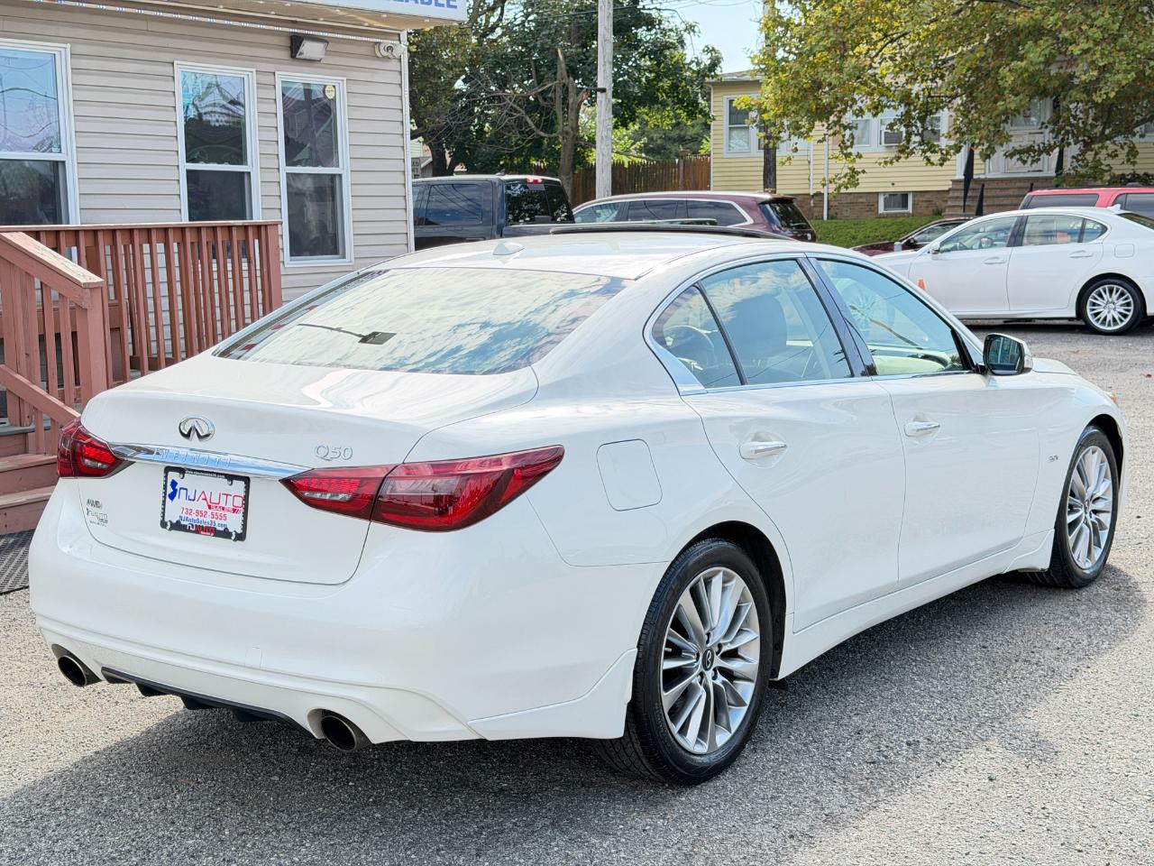 Infiniti Q50 3.0t LUXE AWD 2018