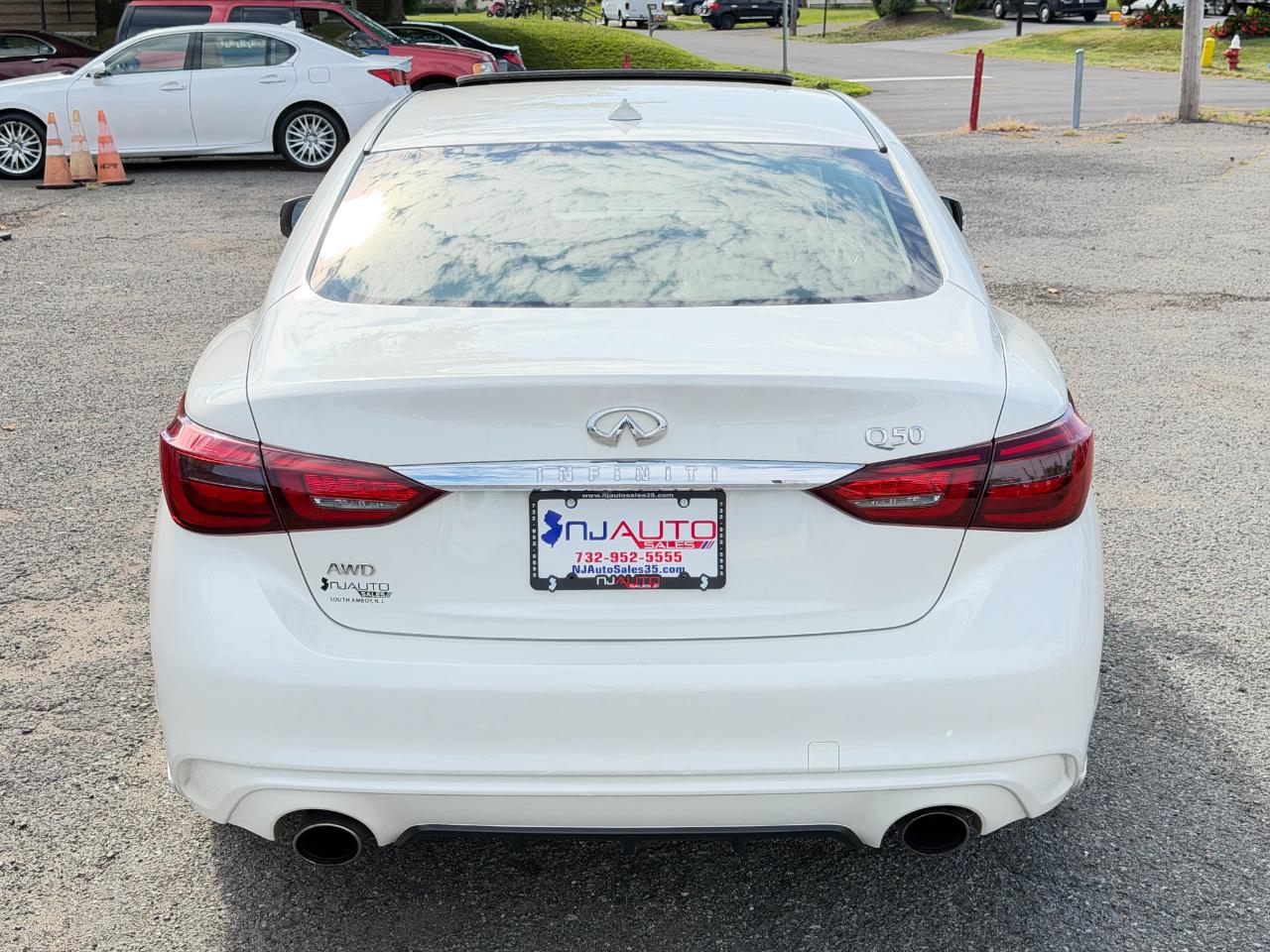 Infiniti Q50 3.0t LUXE AWD 2018