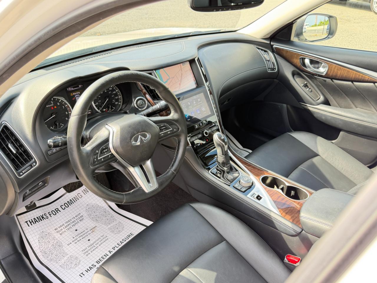 Infiniti Q50 3.0t LUXE AWD 2018