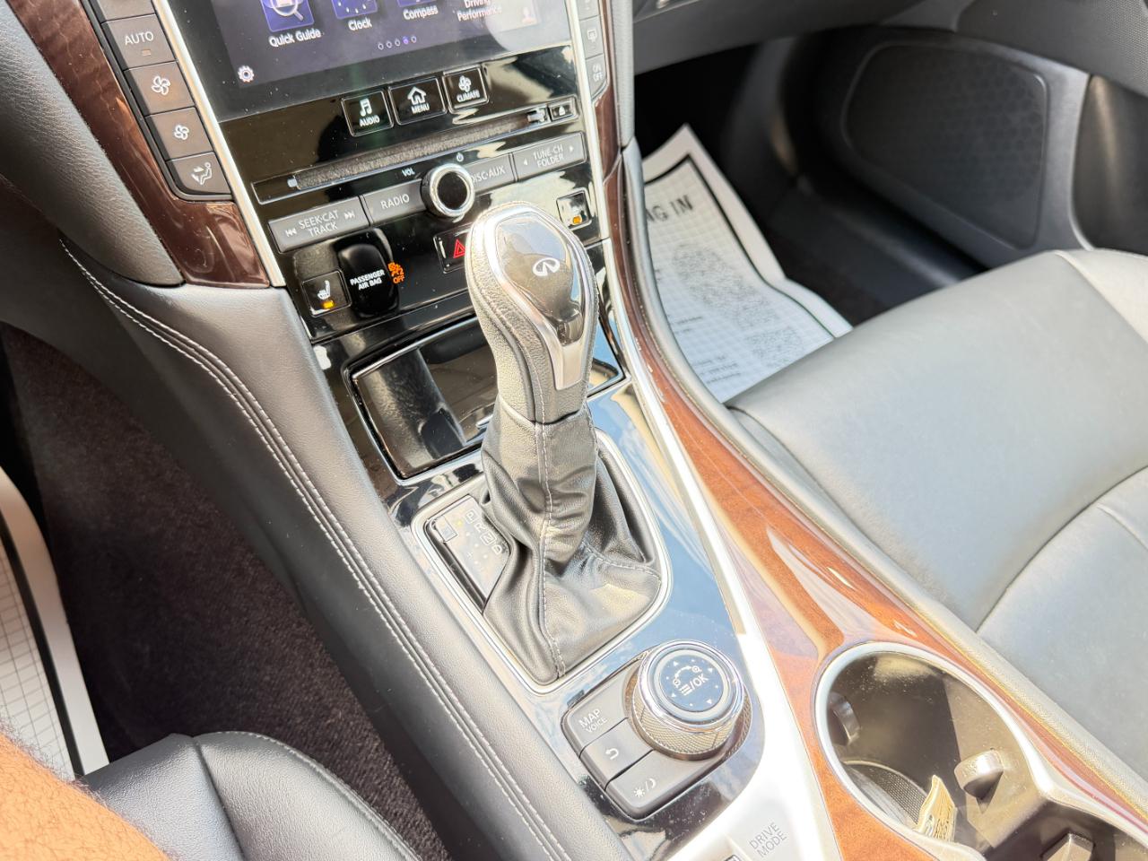 Infiniti Q50 3.0t LUXE AWD 2018
