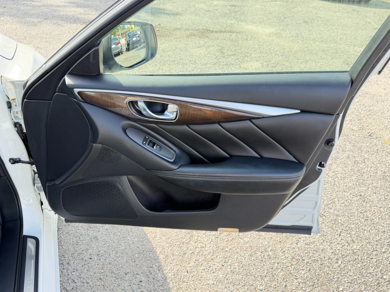 Infiniti Q50 3.0t LUXE AWD 2018