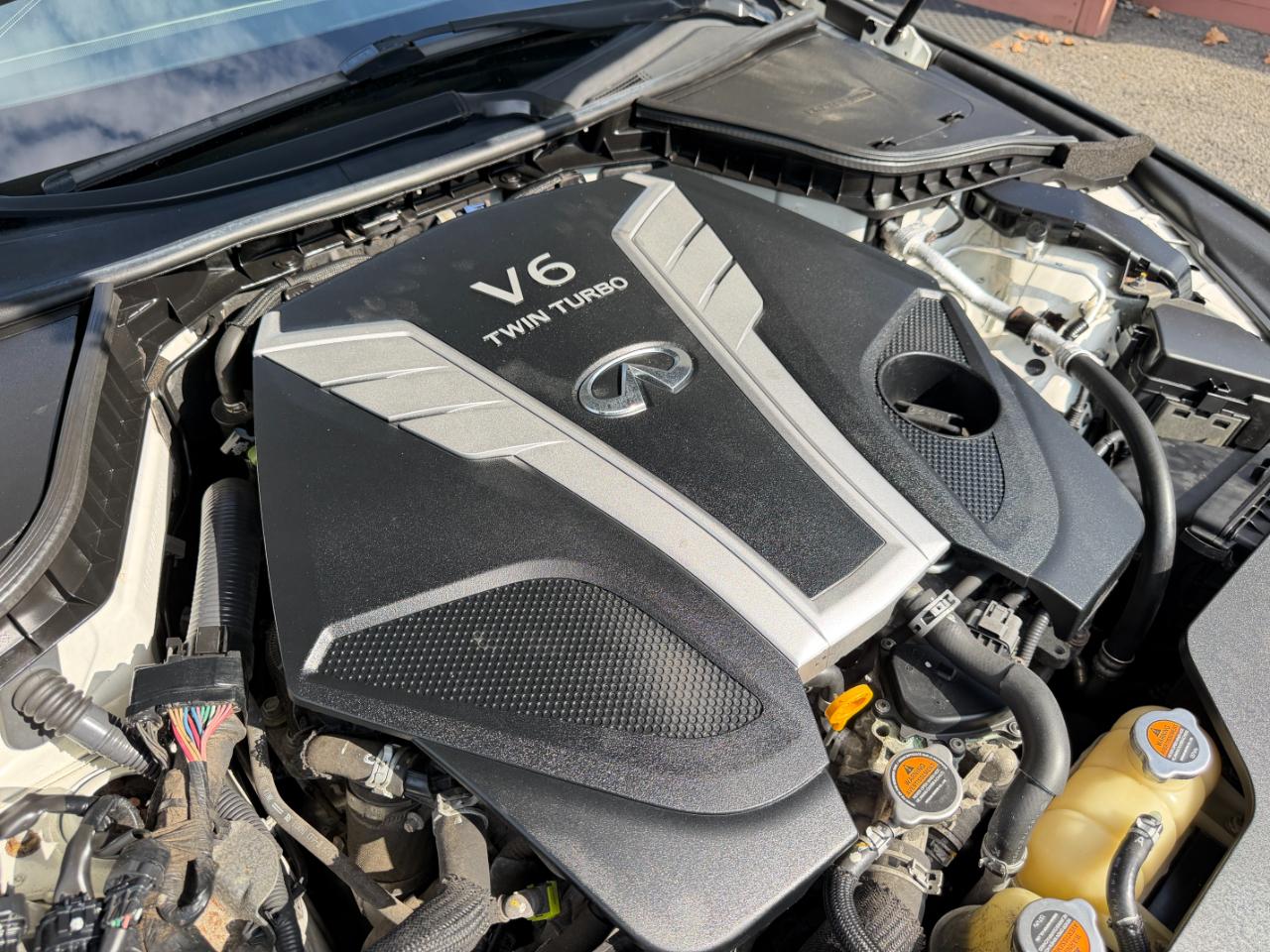 Infiniti Q50 3.0t LUXE AWD 2018