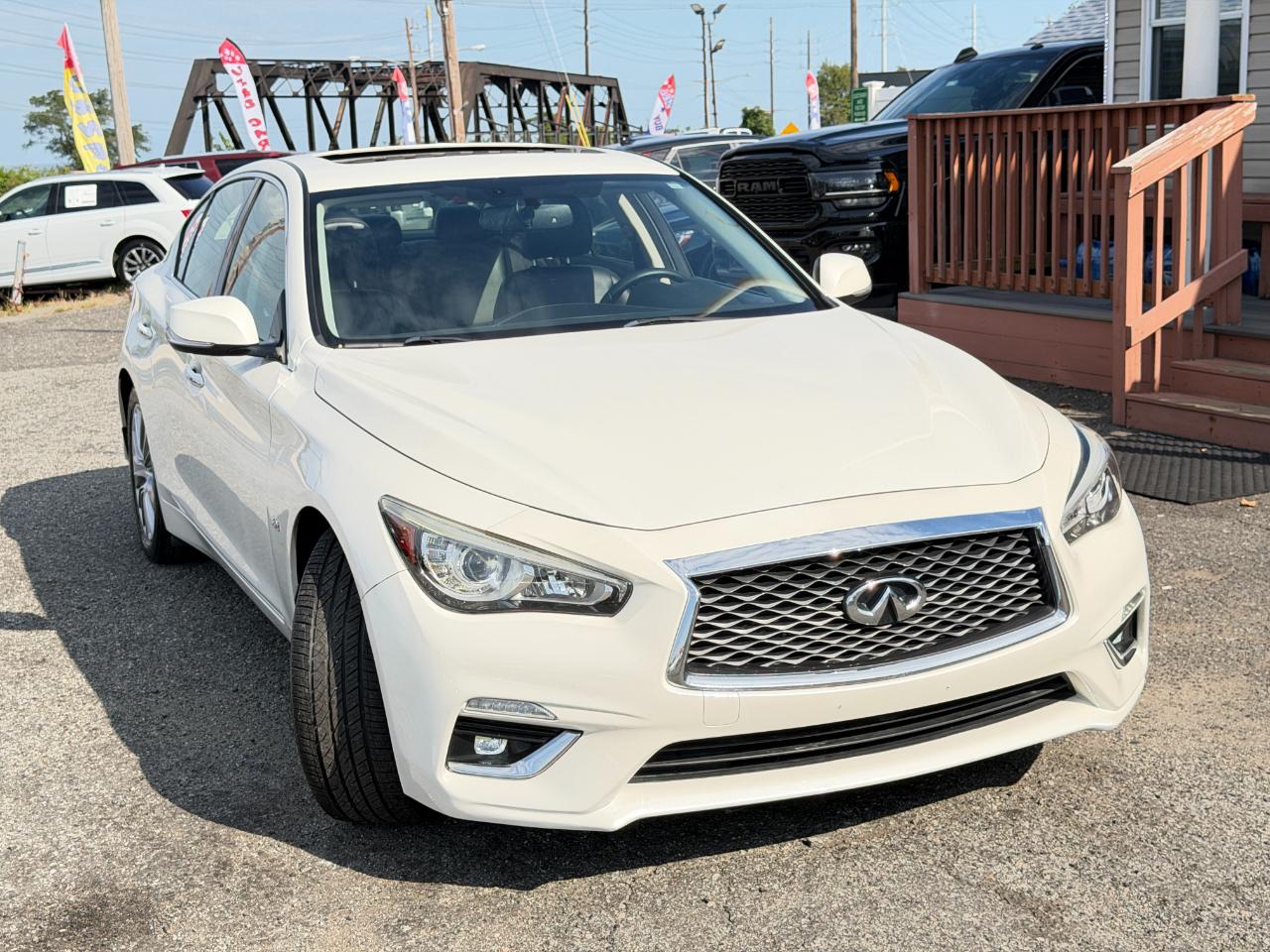 Infiniti Q50 3.0t LUXE AWD 2018