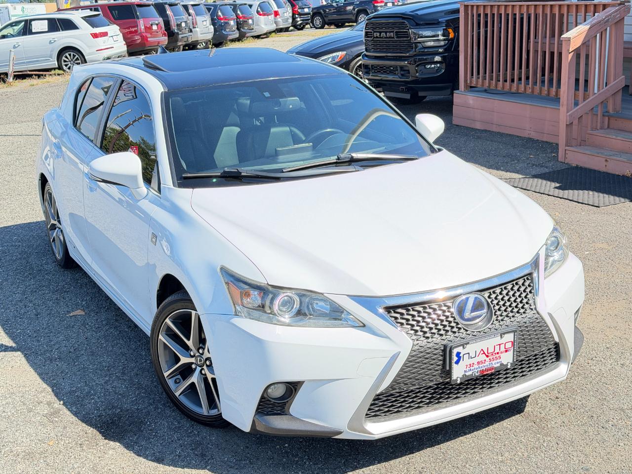 Lexus CT 200h  2015