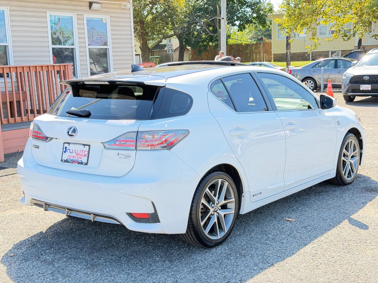 Lexus CT 200h  2015