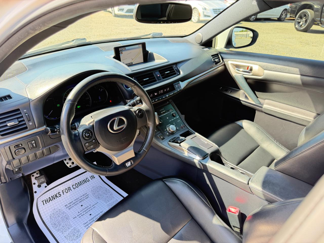 Lexus CT 200h  2015