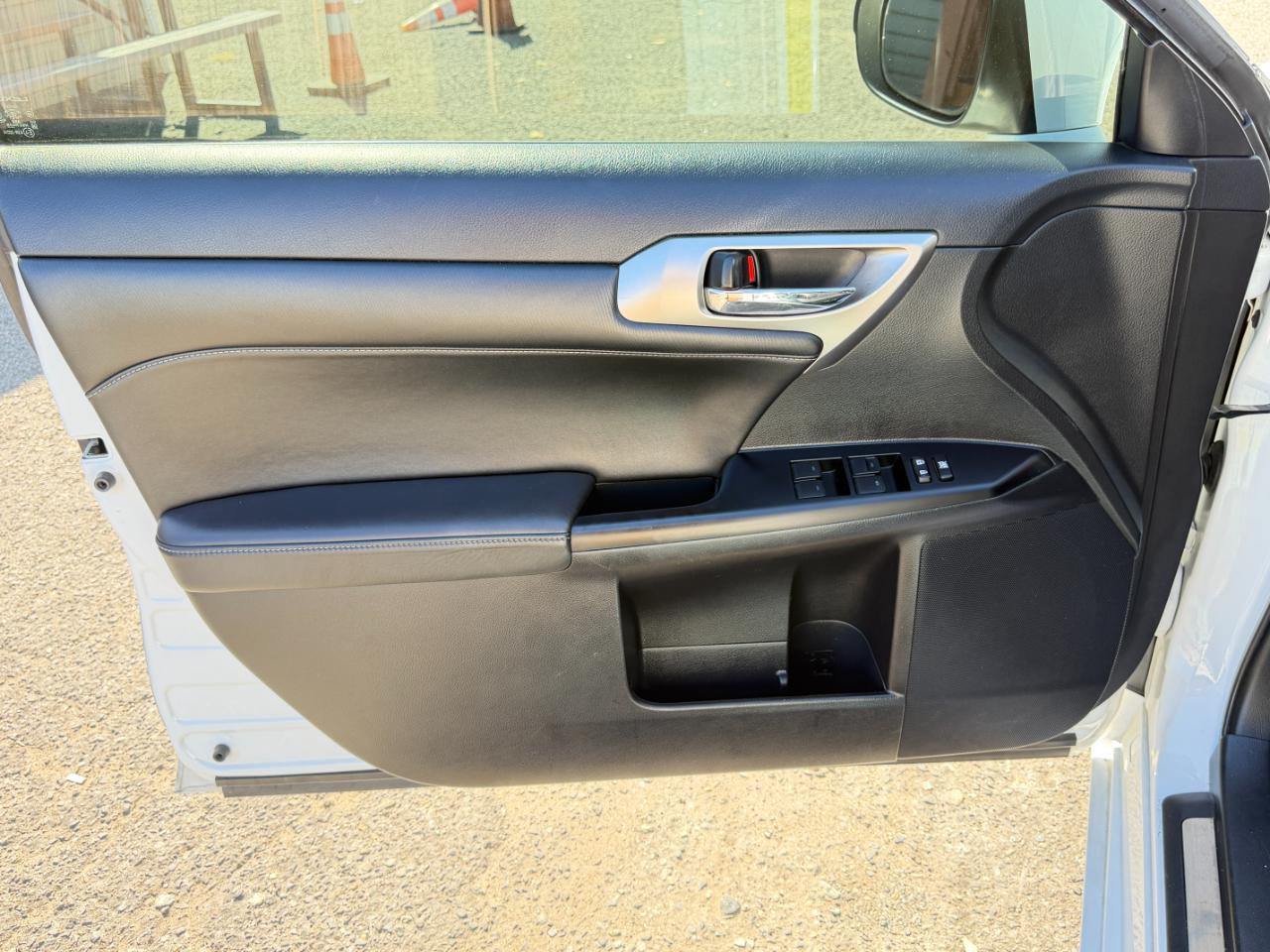 Lexus CT 200h  2015