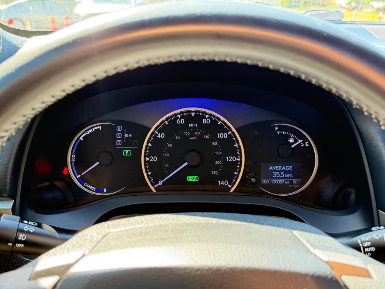 Lexus CT 200h  2015