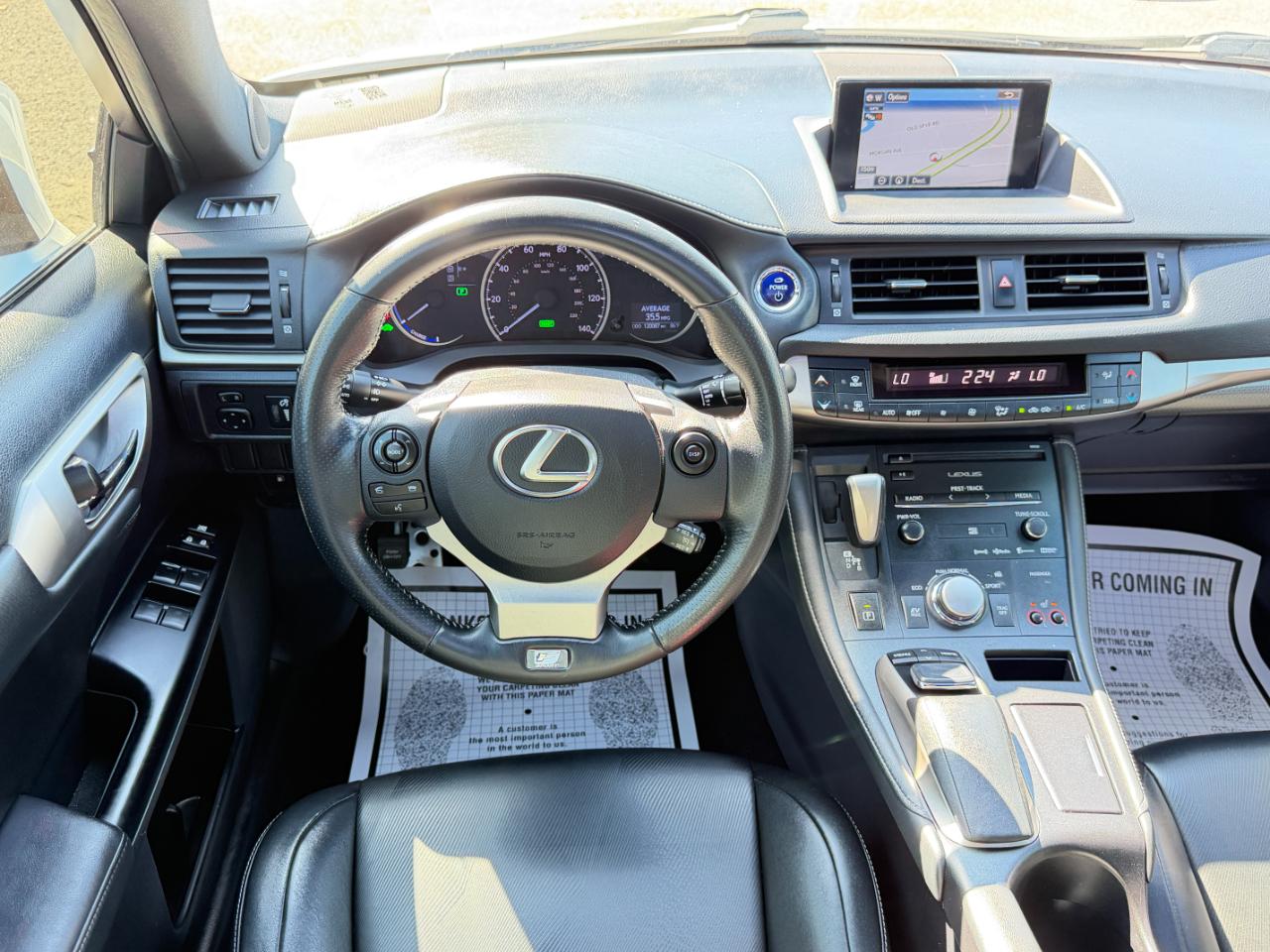 Lexus CT 200h  2015