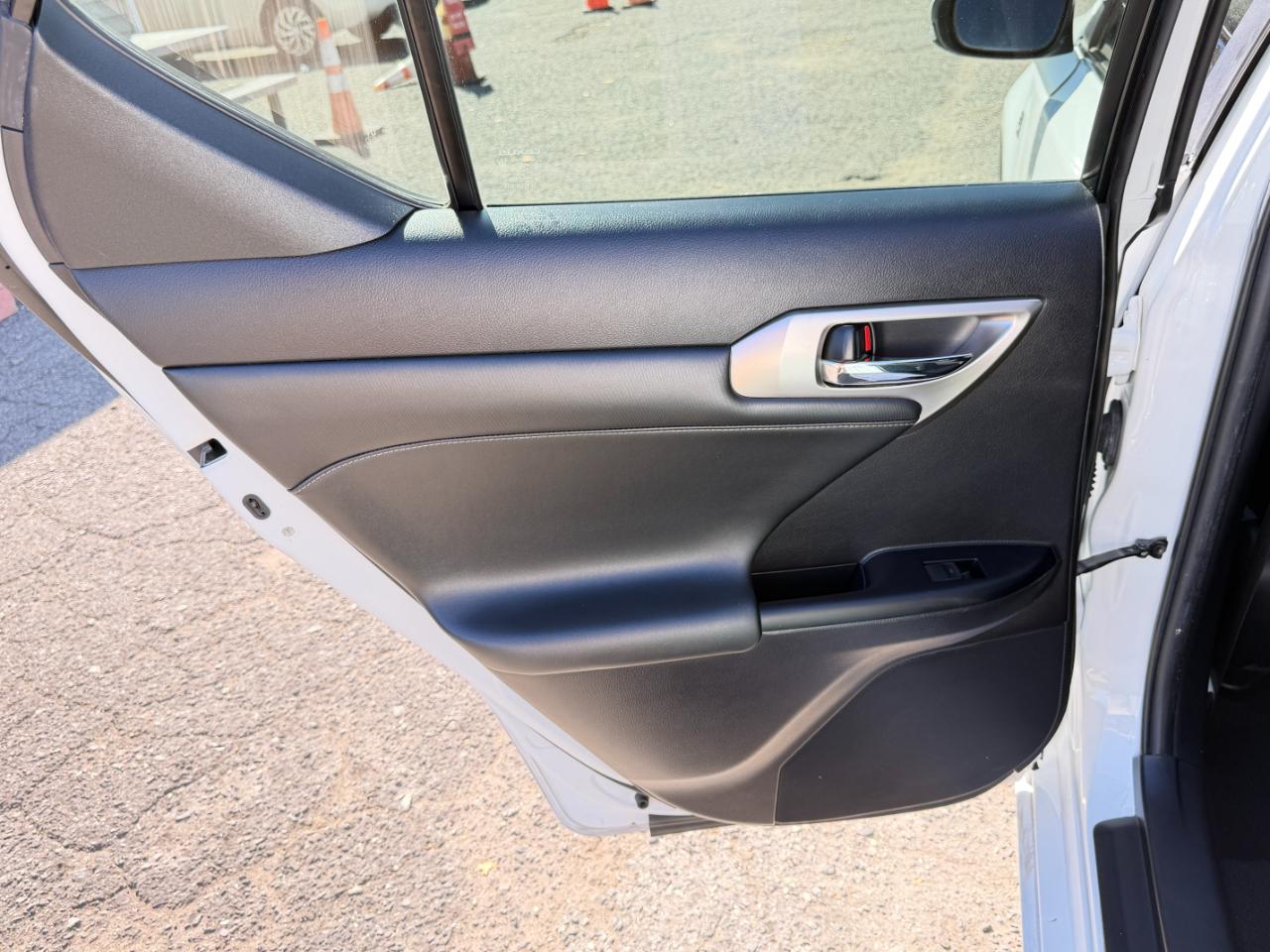 Lexus CT 200h  2015