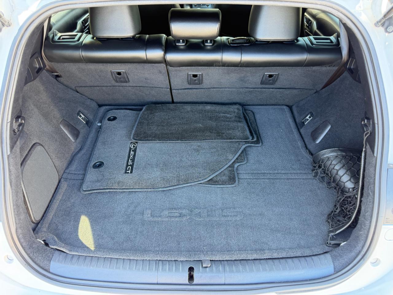 Lexus CT 200h  2015