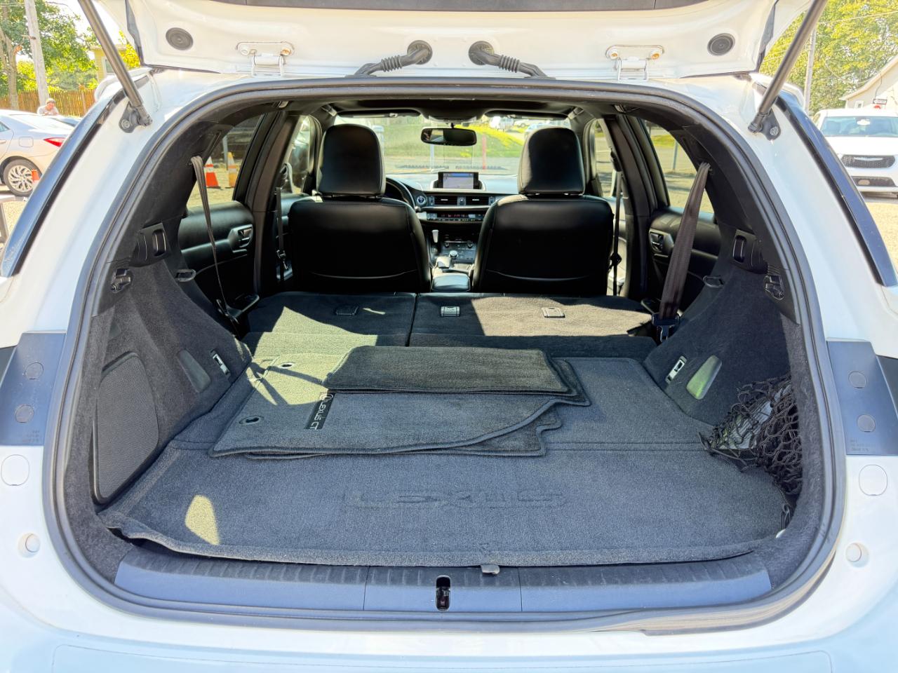 Lexus CT 200h  2015