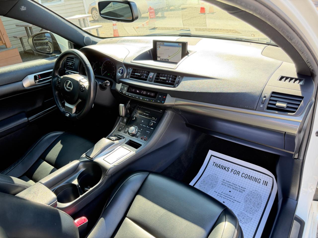 Lexus CT 200h  2015