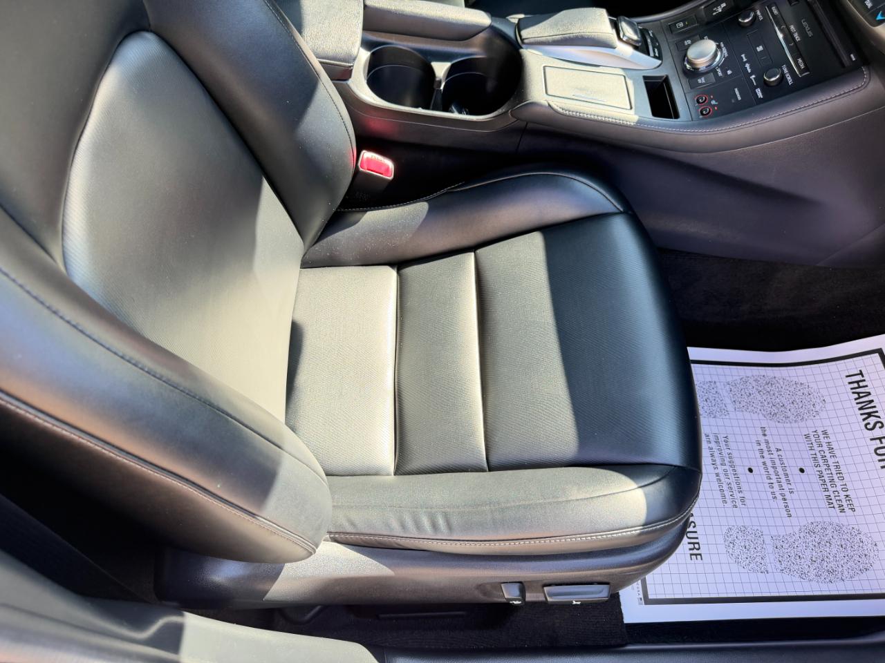 Lexus CT 200h  2015