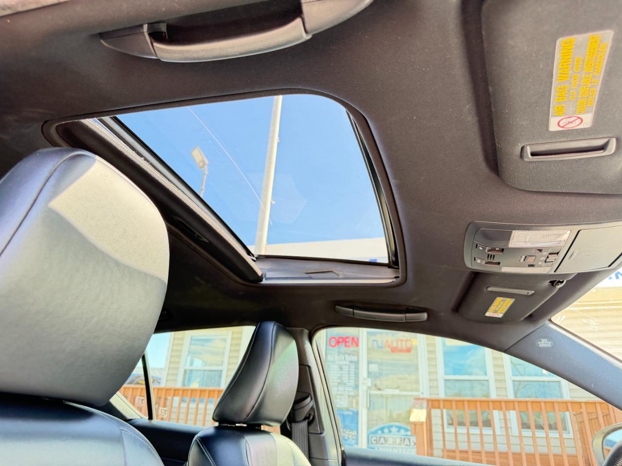 Lexus CT 200h  2015