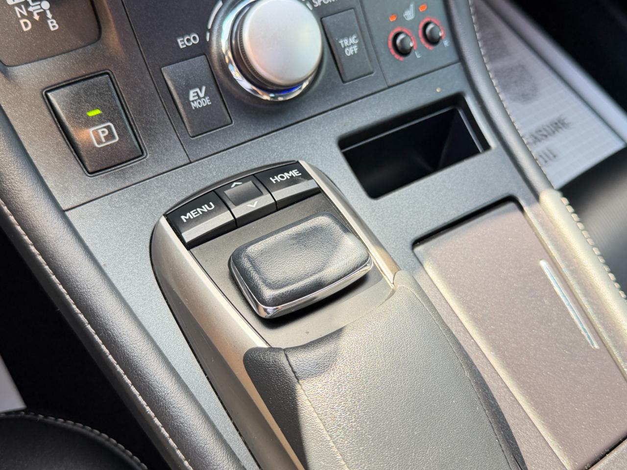 Lexus CT 200h  2015
