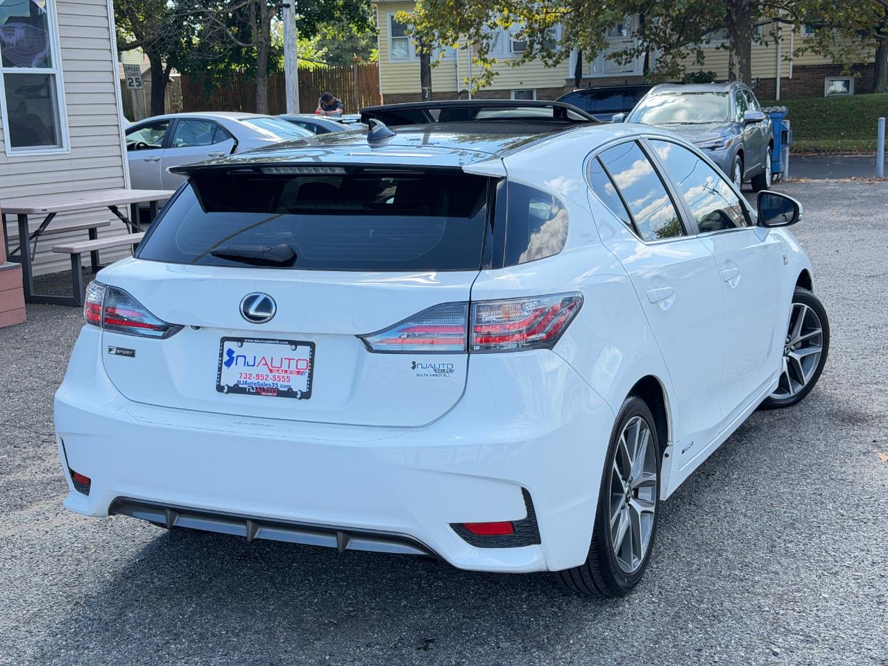 Lexus CT 200h  2015