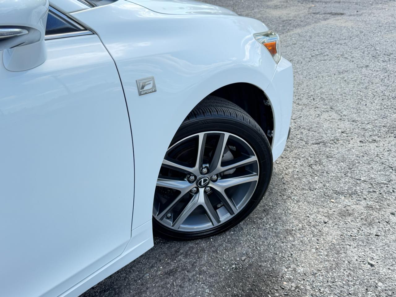 Lexus CT 200h  2015
