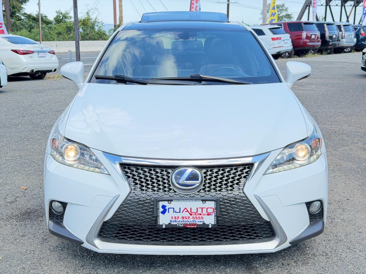 Lexus CT 200h  2015