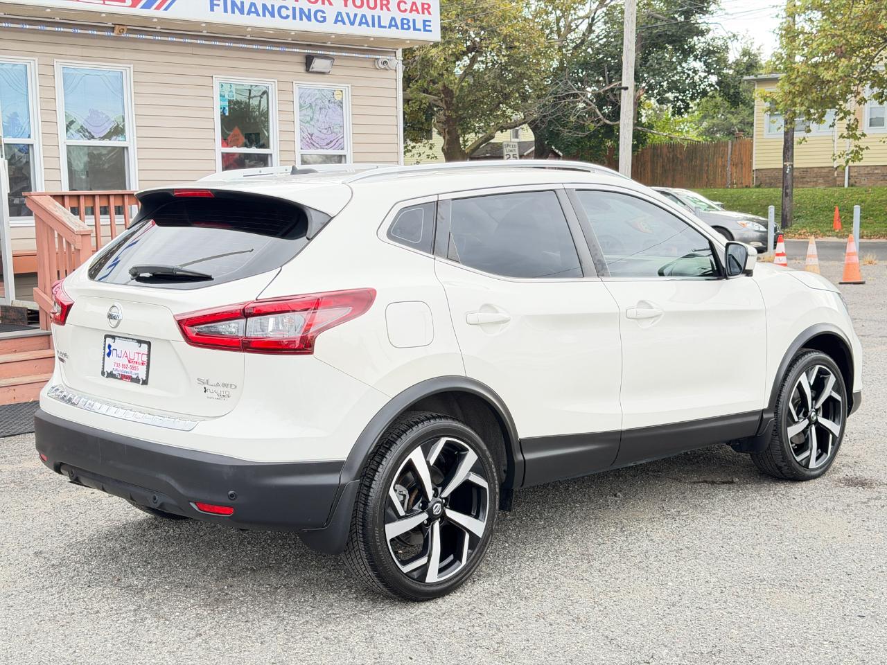Nissan Rogue Sport AWD SL 2022