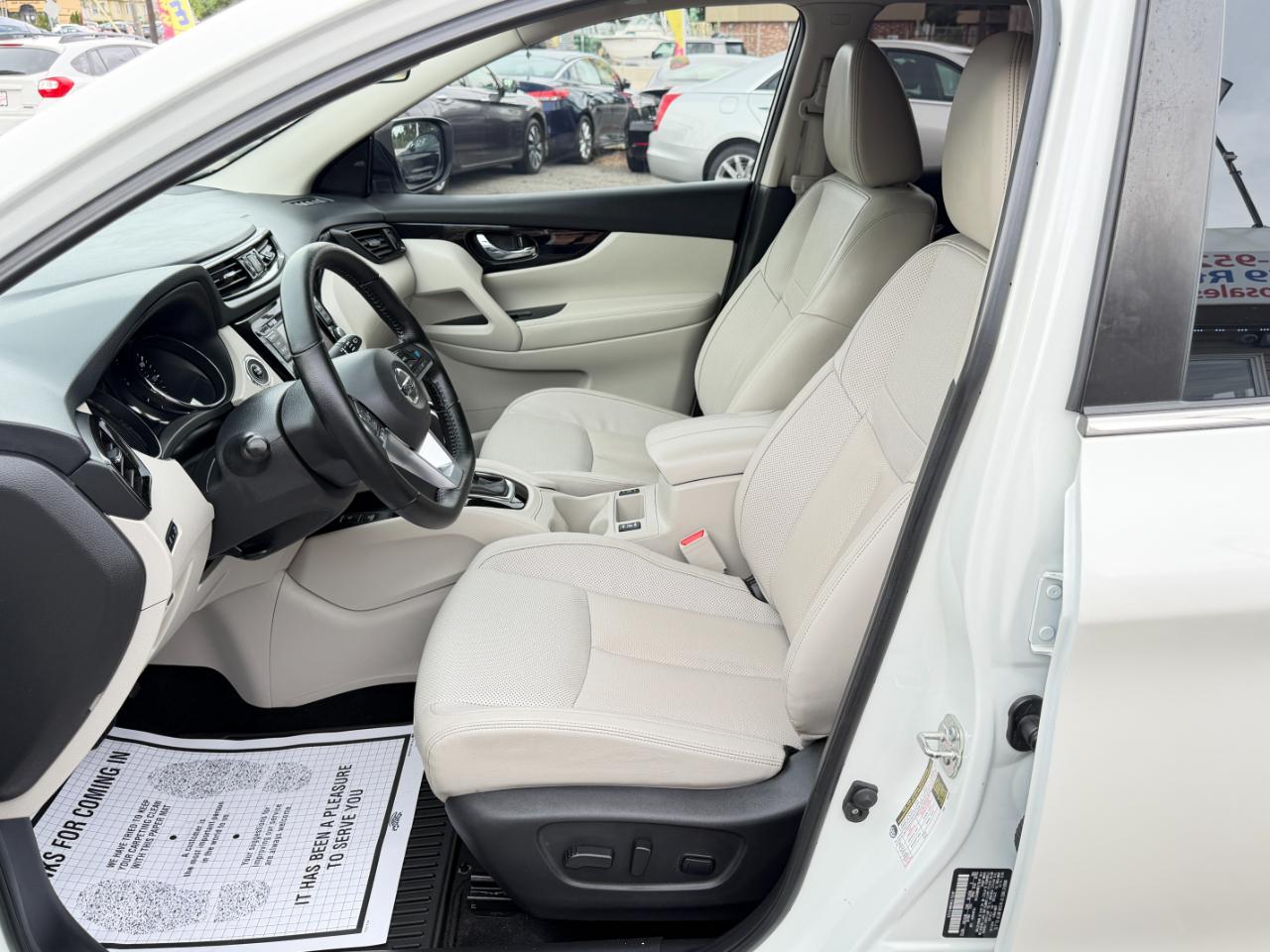 Nissan Rogue Sport AWD SL 2022