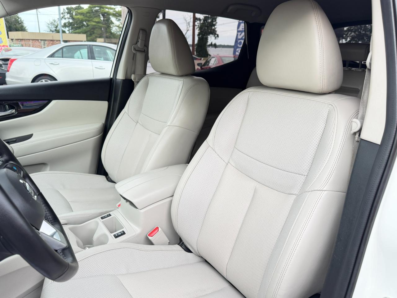Nissan Rogue Sport AWD SL 2022