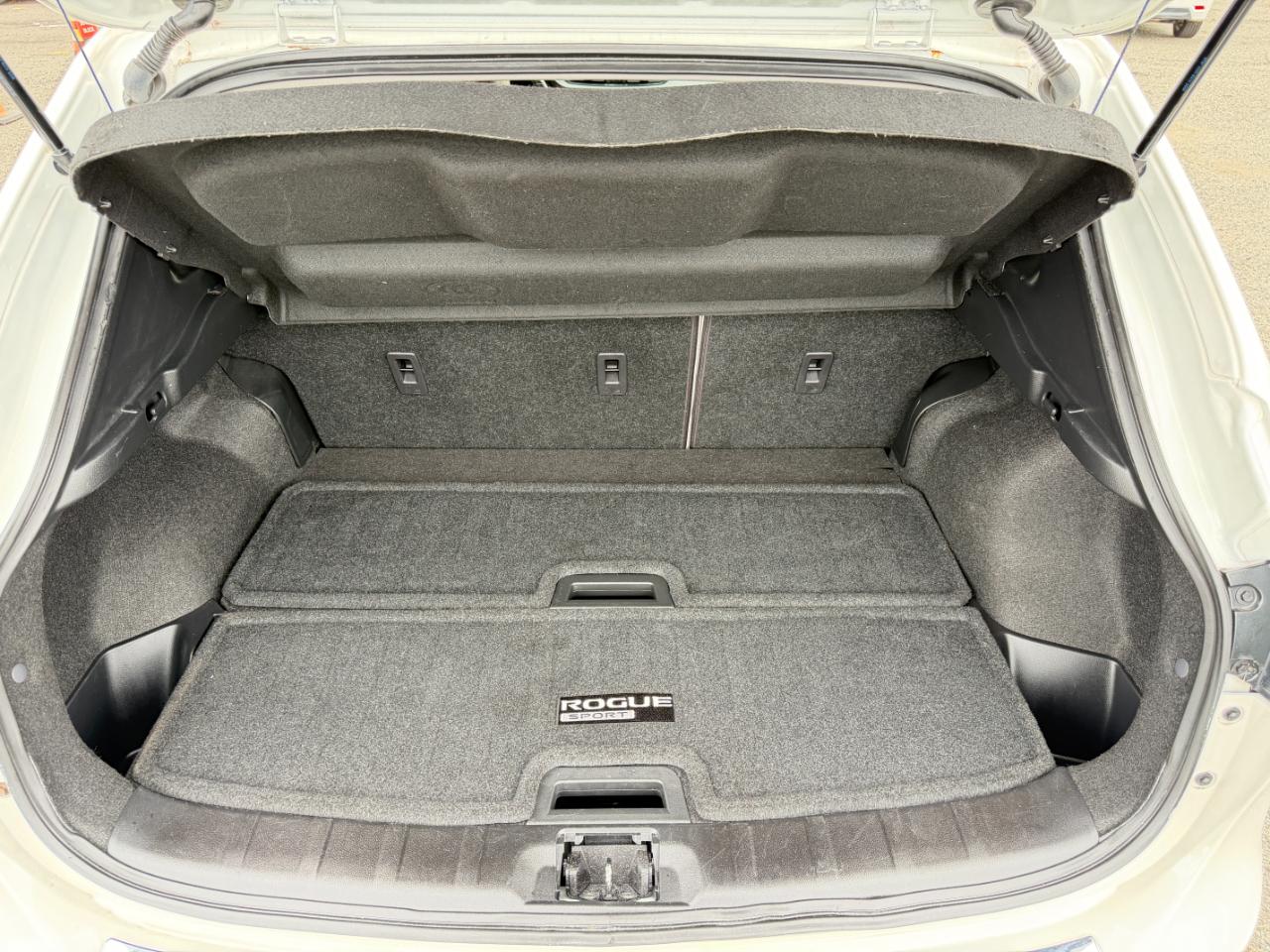 Nissan Rogue Sport AWD SL 2022