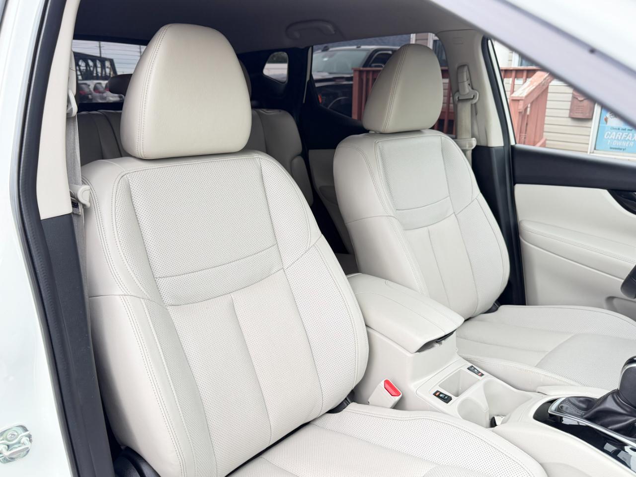 Nissan Rogue Sport AWD SL 2022