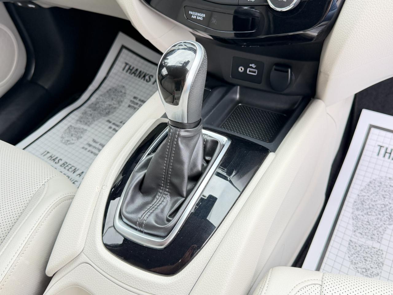 Nissan Rogue Sport AWD SL 2022