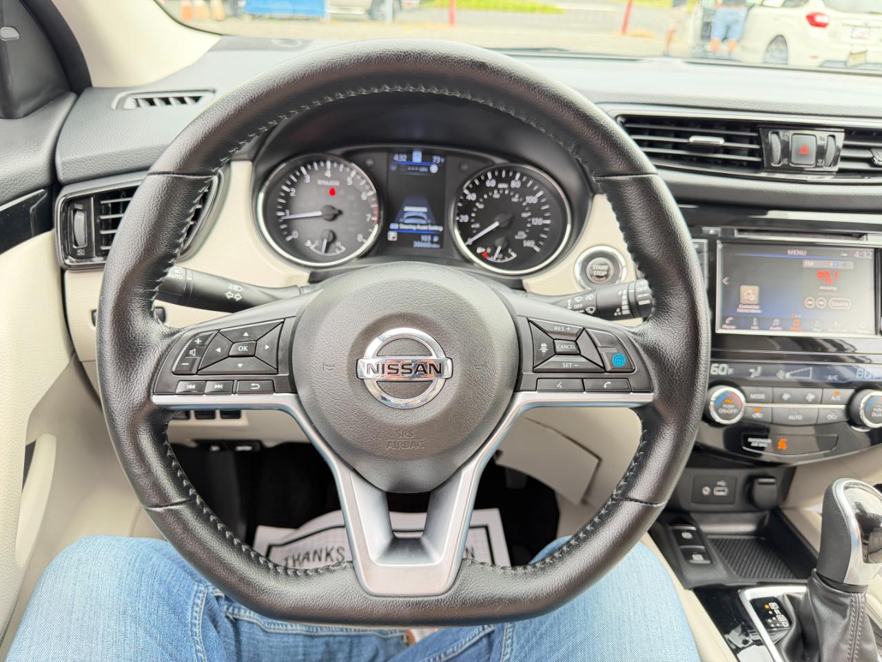 Nissan Rogue Sport AWD SL 2022