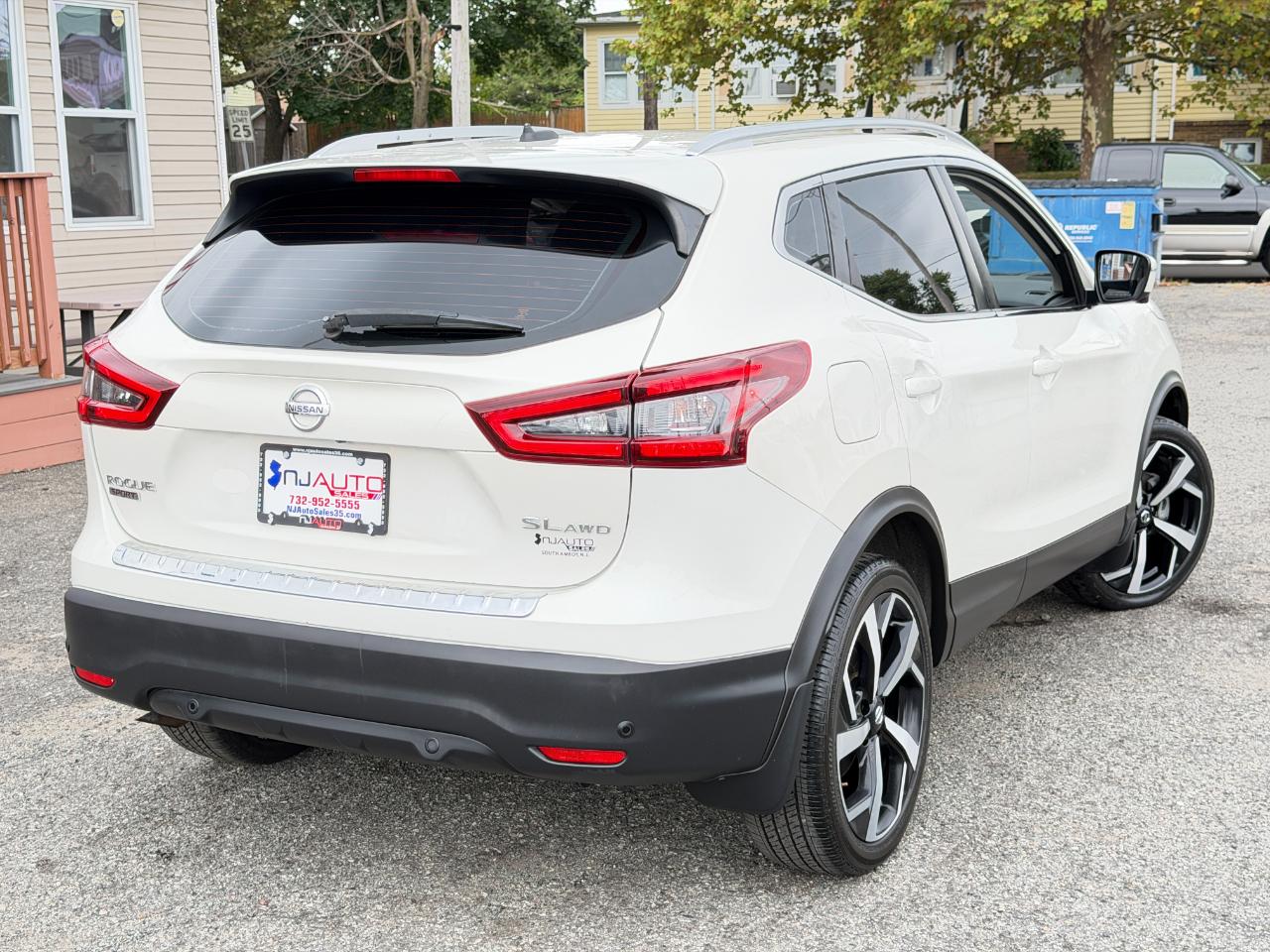 Nissan Rogue Sport AWD SL 2022