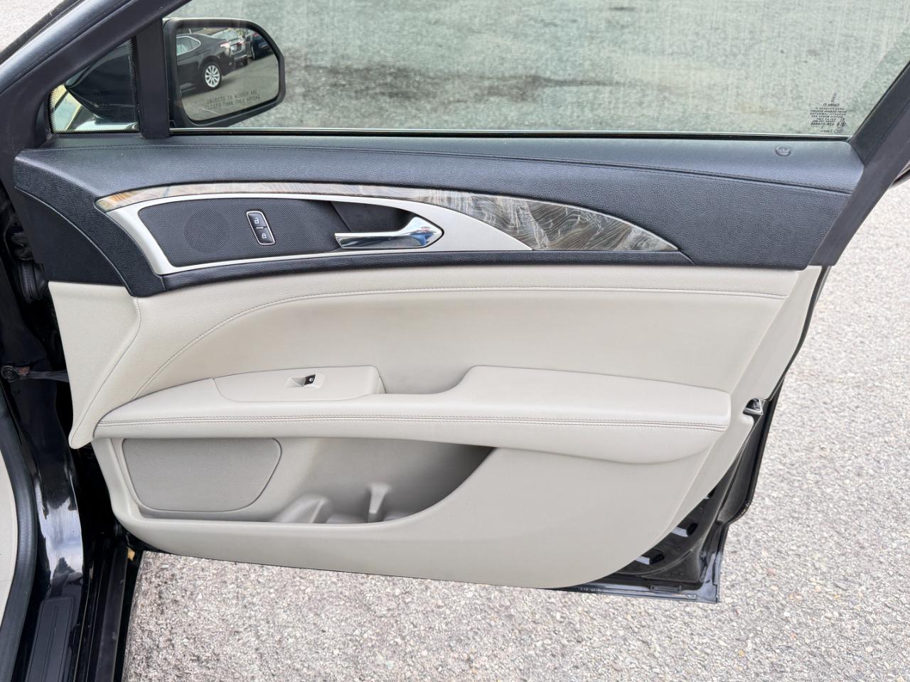 Lincoln MKZ Reserve AWD 2017